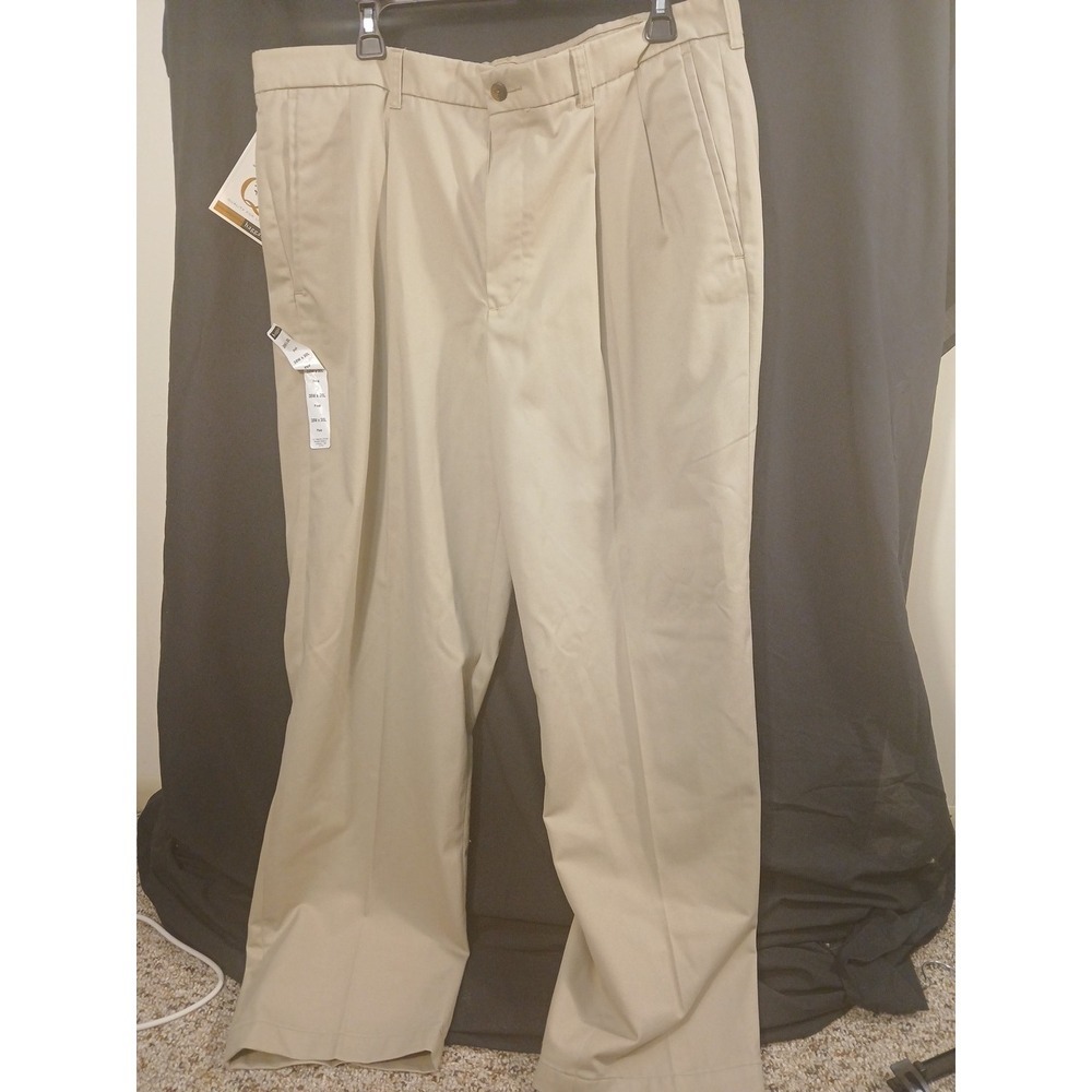 Men's HAGGAR BEIGE KHAKI DRESS PANTS Size 38X30 MSP $50.00 NO IRON - Picture 4 of 6